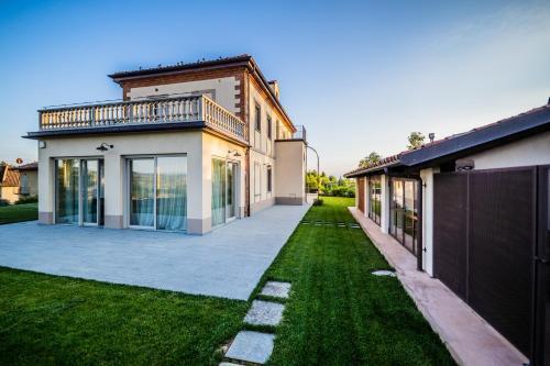 Villa Leolo' Monforte D'alba