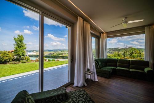 Villa Leolo' Monforte D'alba