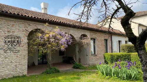 Agroturismo Agriturismo Borgo Buzzaccarini Rocca Di Castello