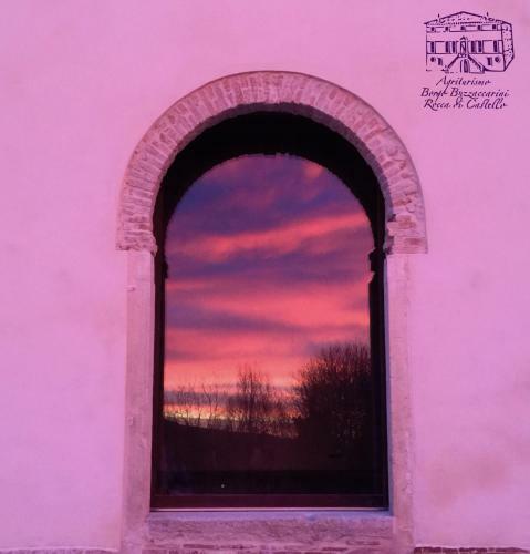 Agroturismo Agriturismo Borgo Buzzaccarini Rocca Di Castello