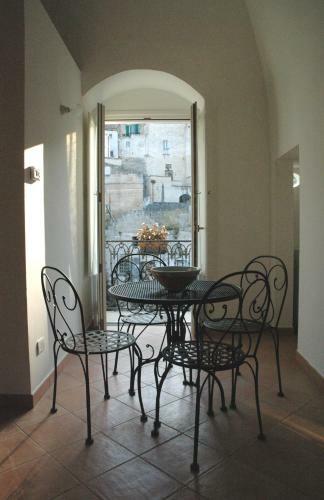 Bed & Breakfast Il Vicinato, Casa Vacanza Immersa Nel Cuore Dei Sassi