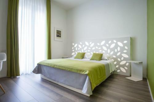 Hostal Dimora Mefite-camere Con Bagno Privato E Self Check-in