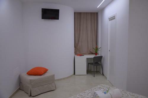 Hostal In & Out Matera