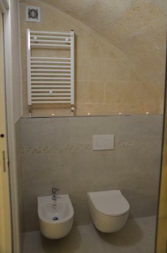 Hostal In & Out Matera