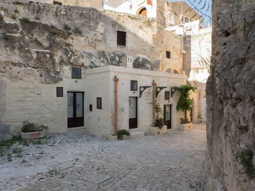 Hotel Enotrio