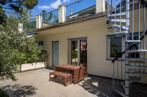 Cinque Terre Moneglia Apartments