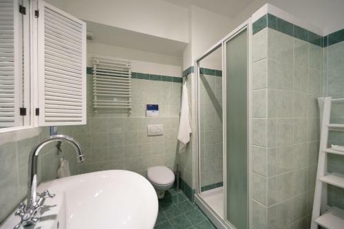 Cinque Terre Moneglia Apartments
