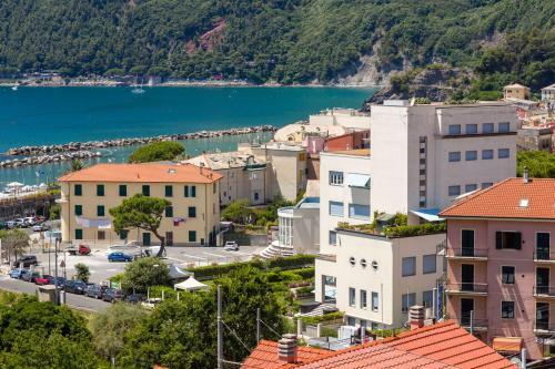 Cinque Terre Moneglia Apartments