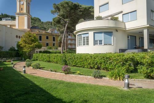 Cinque Terre Moneglia Apartments