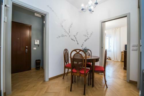 The Best Rent - Viale Corsica Apartment