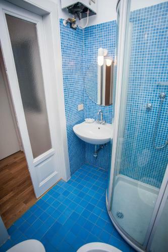 The Best Rent - Goldoni Apartment Milan