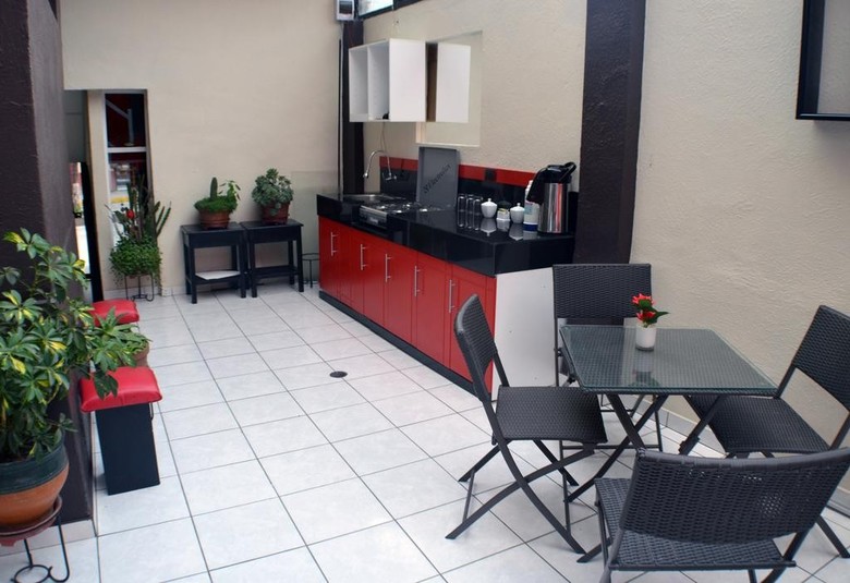 Hostal Cedros
