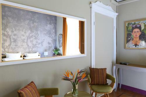 Bed & Breakfast House Of Frames