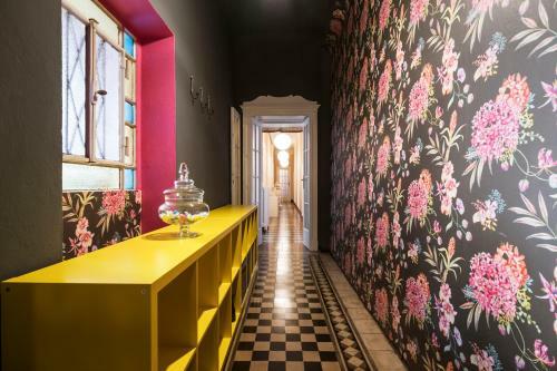 Bed & Breakfast House Of Frames