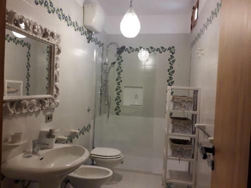 Villa Vista Mare - Con Veranda E Giardino