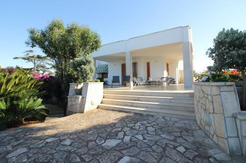 Villa Vista Mare - Con Veranda E Giardino