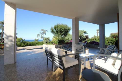 Villa Vista Mare - Con Veranda E Giardino