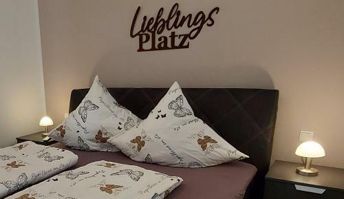 Apartamento Moderne Ferienwohnung In H�xter An Der Weser