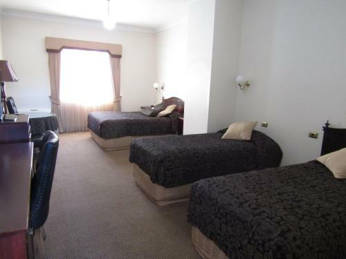 Australian Heritage Motor Inn
