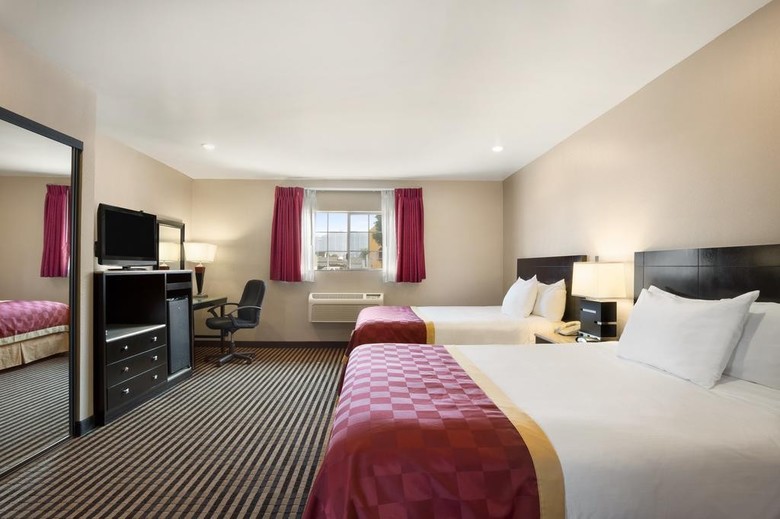 Hotel Ramada Inn Marina Del Rey