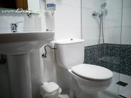 Hostal Pensi�n La Mar