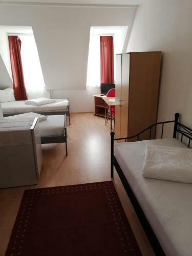 Bed & Breakfast Pension Feldschl�ssl