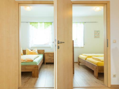 Apartamento G�stehaus Am Badepark - Ferienwohnung Rauschberg