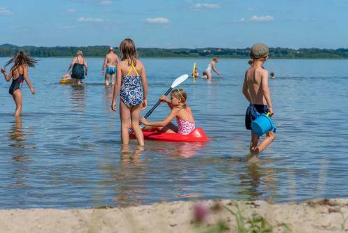 Bungis Am Grimnitzsee Karree MH