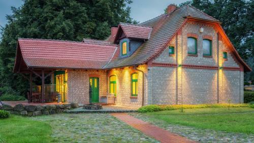 J1 Idyllisches Ferienhaus Mit Seeblick