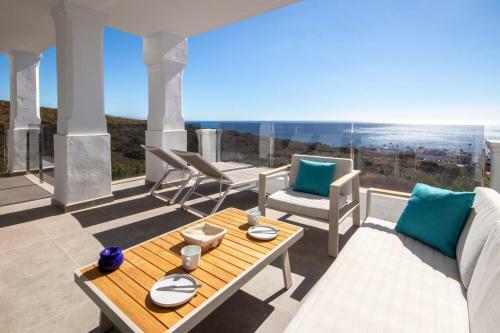 Three-bedroom Apartment With Stunning Sea Views