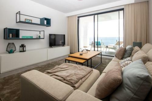 Three-bedroom Apartment With Stunning Sea Views