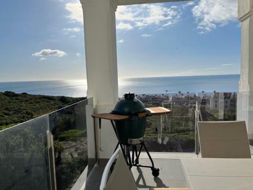 Three-bedroom Apartment With Stunning Sea Views