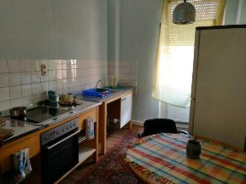 Apartamento Gro�es Einzelzimmer Mit Schreibtisch