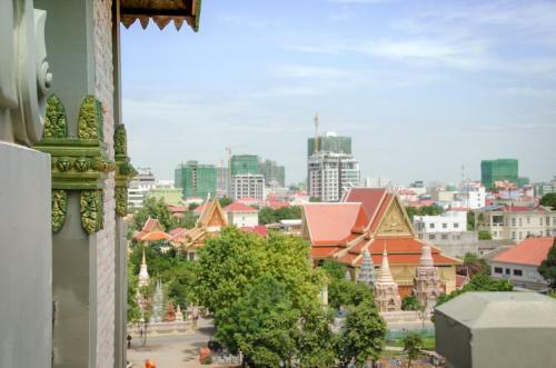 King Grand Boutique Hotel
