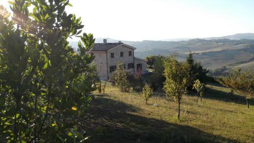 Casabella Casale Immerso Nel Verde