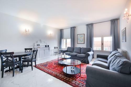New Central Apartment