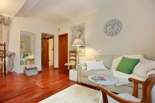 Piero Apartments