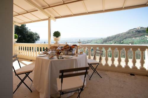 Alfresco Luxury Villa With Heated Pool