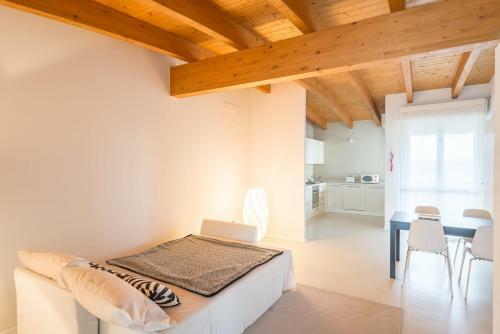 Apartamento Attico In Montichiari Zona Centrale