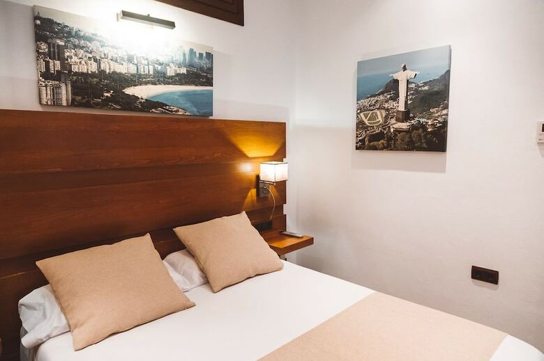 Hostal Ferreira