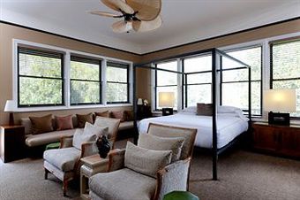 Hotel Gaige House, A Four Sisters Inn