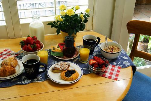 Bed & Breakfast Carmel Country Inn