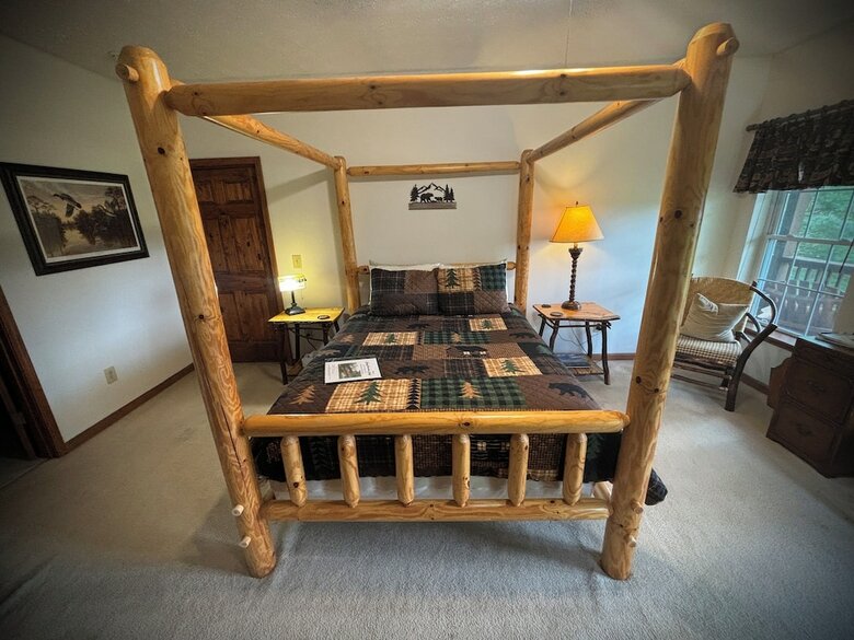 Long Mountain Lodge Bed & Breakfast