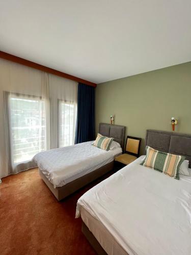 Hotel Millennium