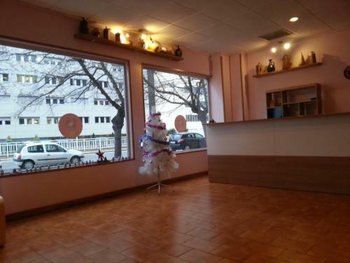 Hostal Pensi�n Pamplonabeds