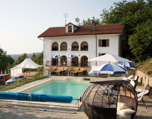 Villa Cadenza