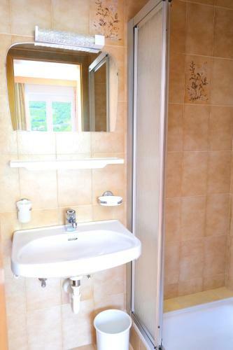 Hostal Fr�hst�ckspension Mit Wlan 003