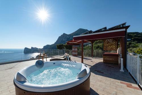 Main Roof Terrace Apartment