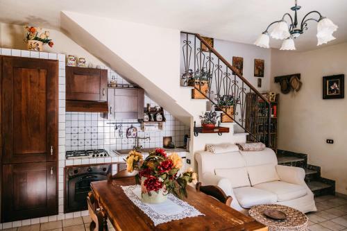 Sicilian Mountain Oasis - Entire Villa, Smart Working