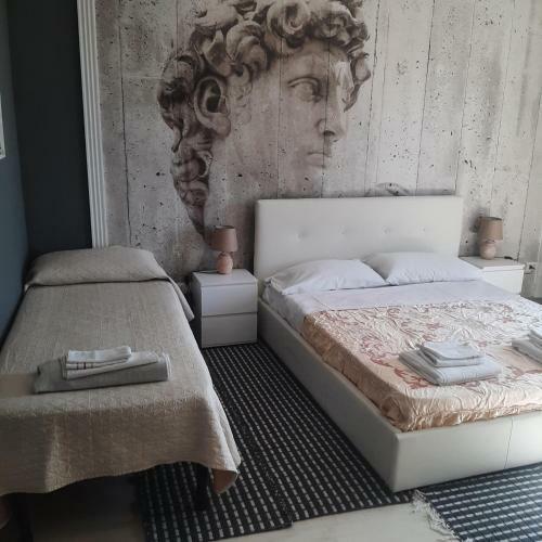 Hostal Sicily Deluxe Room